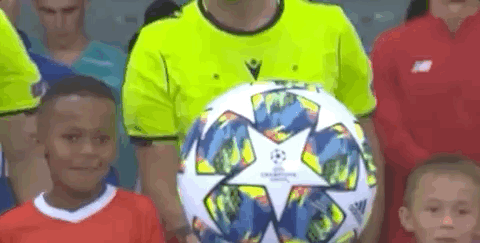 韩媒：刚夺得金牌的英雄联盟韩国代表队选手已抵达韩国