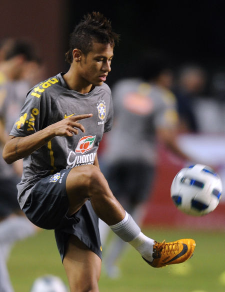 Creme在被KC零封后每日陪女友双排金铲铲 打HLE前夜玩到凌晨4点！